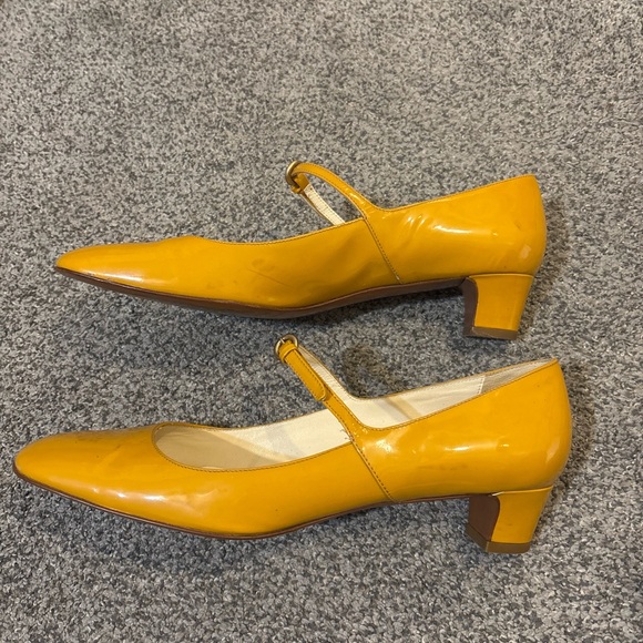 Miu Miu Patent Leather Pumps - Picture 7 of 9